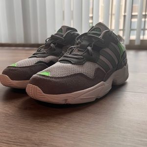 Adidas YUNG-96 C (SIZE 3 US)